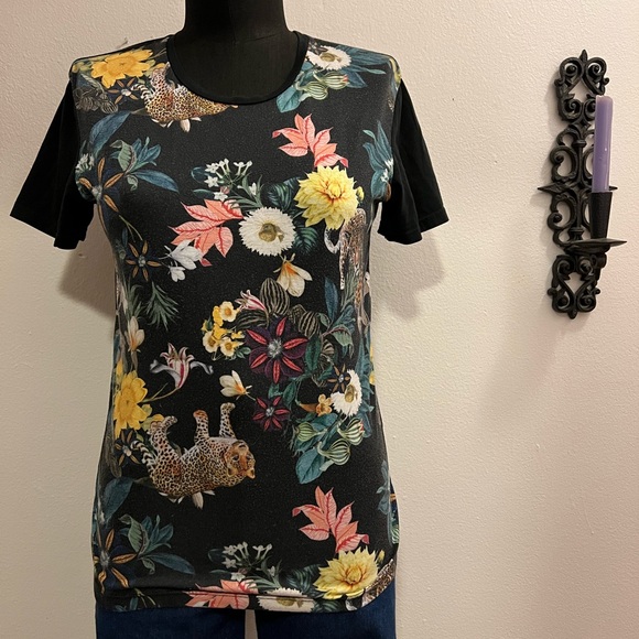 LE 31 Exclusivite Simons mens T-shirt but I’d wear it! 
🧡🖤cheetahs🧡🖤 size sm - Picture 3 of 8